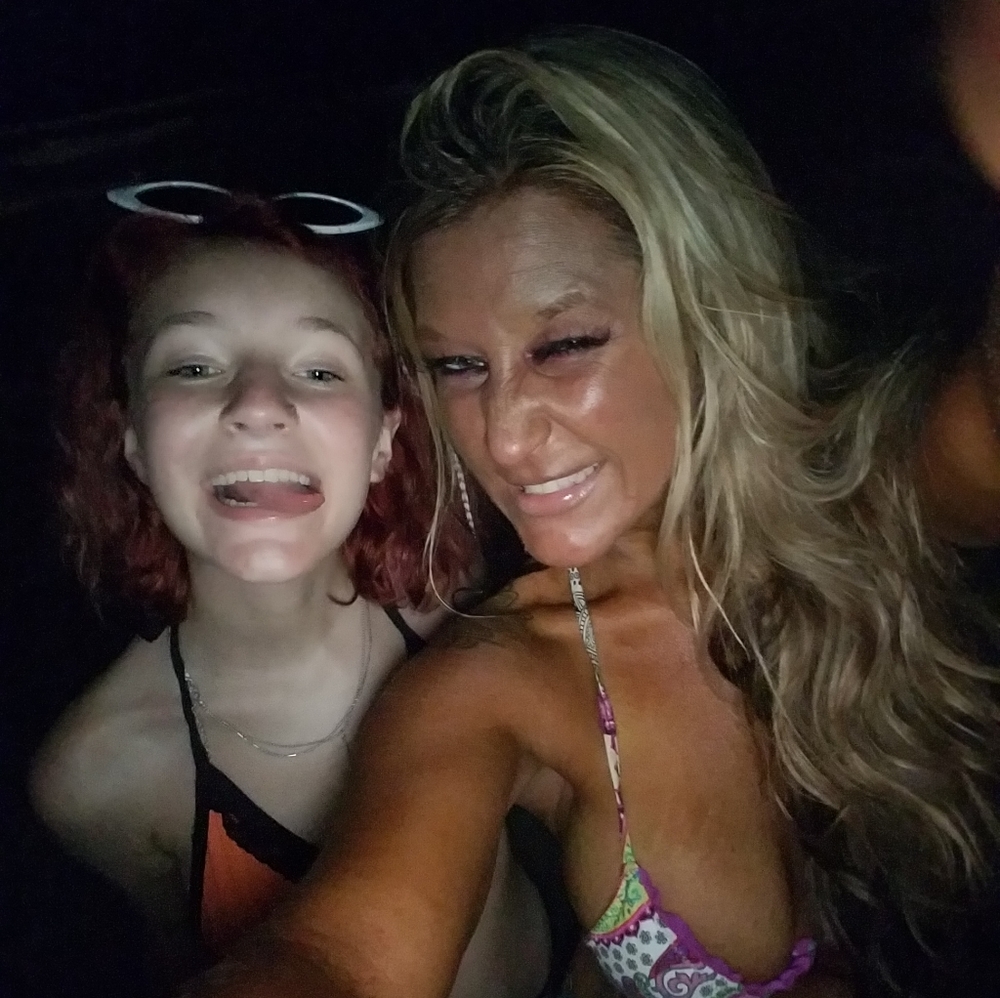 Meet your Posher, Christy